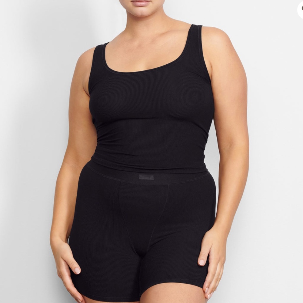 Skims Soft Lounge Tank Size XL